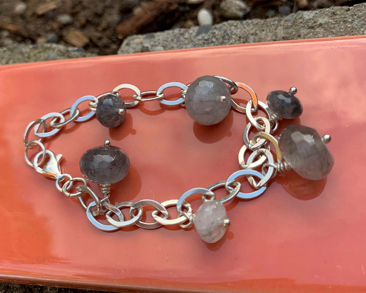 Charming Quartz Bracelet