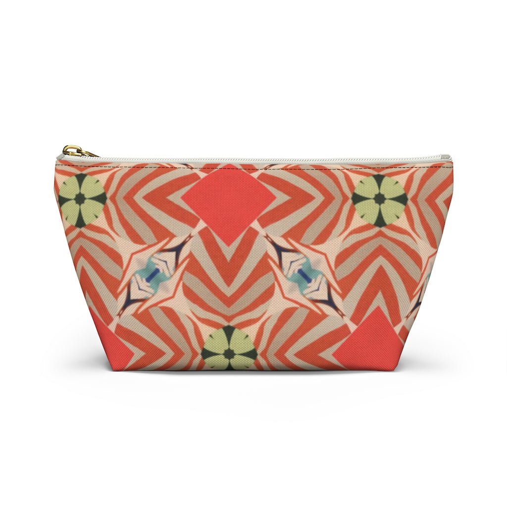 Retro Geo Accessory Pouch w T-bottom