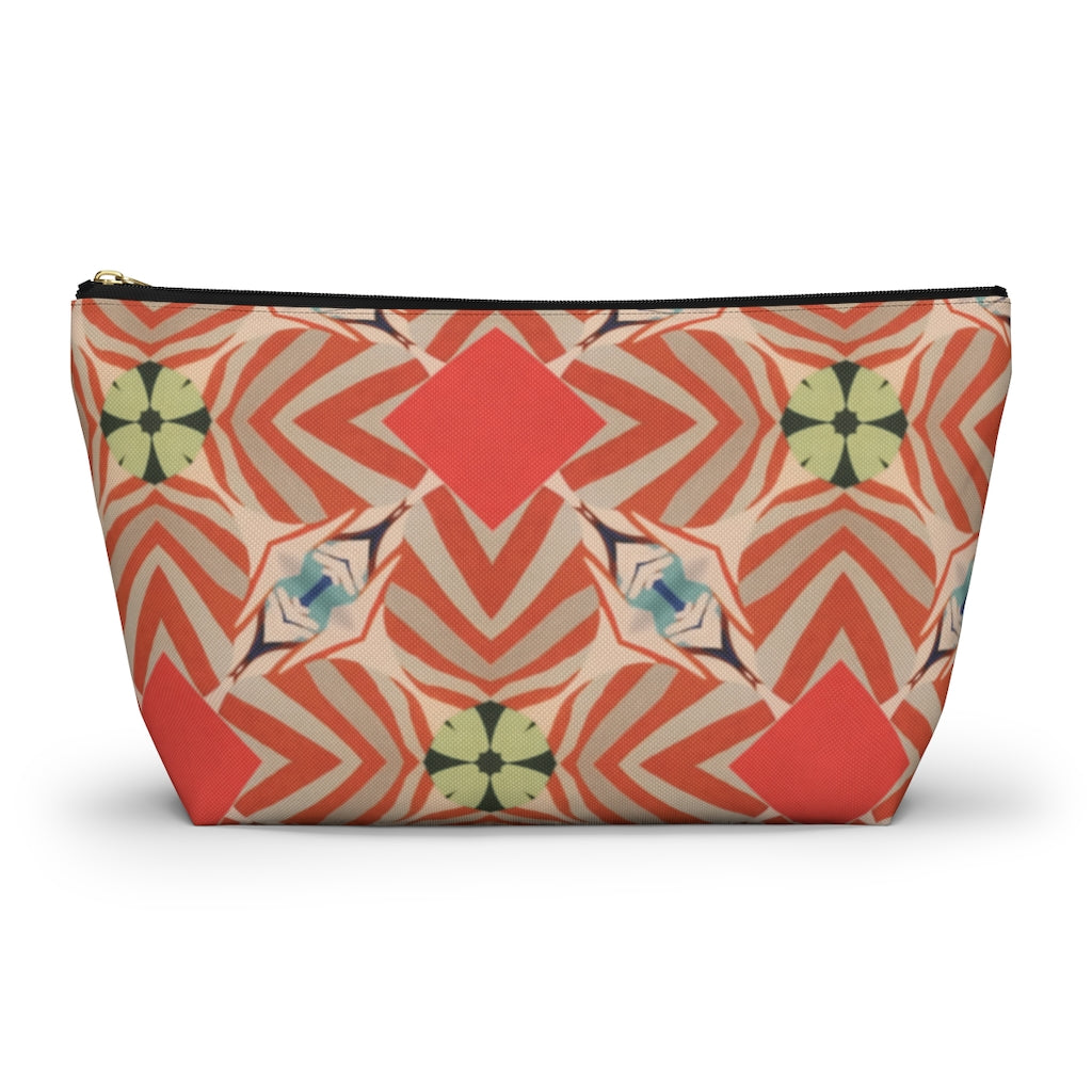 Retro Geo Accessory Pouch w T-bottom