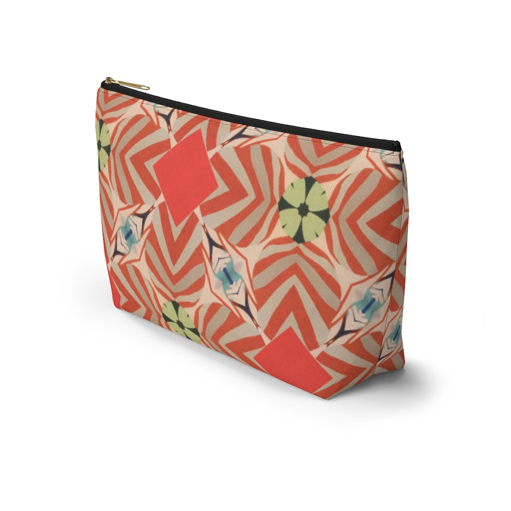 Retro Geo Accessory Pouch w T-bottom